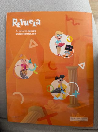Lote libros 4º Primaria (EMAT, Revuela SM, Anaya)