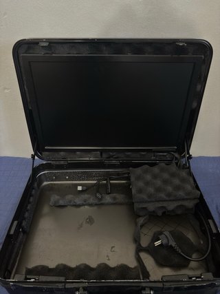 Maletín Gaming Portátil Pantalla + Altavoces