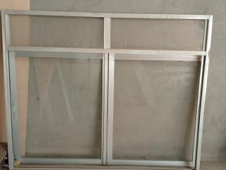 Ventana corredera aluminio plata