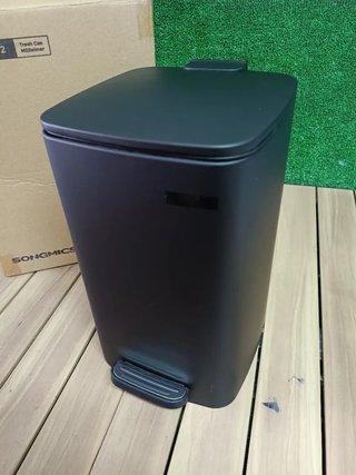 SONGMICS 8 L Cubo Basura Compacta, con Pedal