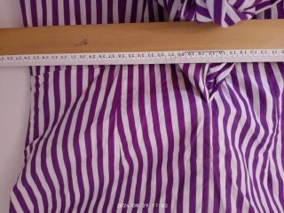 Vestido rayas morado y blanco con gran lazada