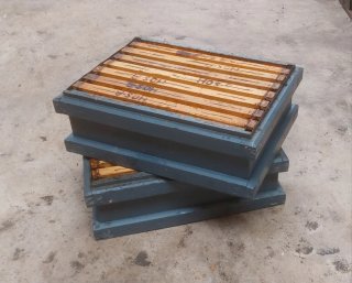 Alzas de colmena Layens con cuadros con cera estir