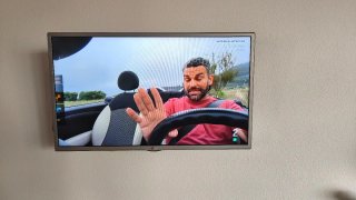 TV LG 32 Smart TV Gris con Soporte Pared