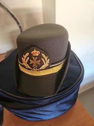 Gorro Sanidad Militar con Corona y Cruz