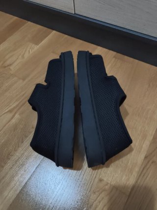 Zapatillas ortopédicas negras para adulto