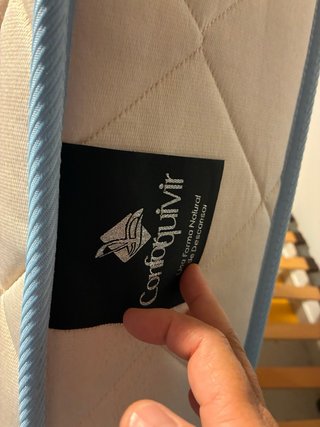 2 Materassi singoli in tessuto e 1 sommier con slats