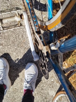 Bicicleta de carretera azul