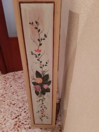 Cajonera decorativa de madera