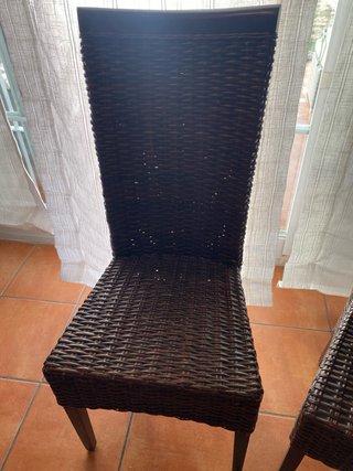 4 Sillas Comedor Ratán Marrón. Precio por unidad