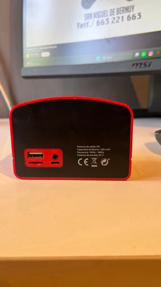 Altavoz retro iWotto rojo
