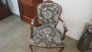 Silla vintage madera y tela floral