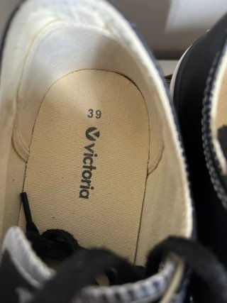 Zapatillas Victoria plataforma efecto piel