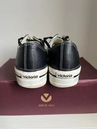 Zapatillas Victoria plataforma efecto piel