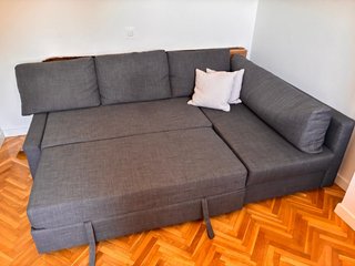 Divano letto IKEA con spazio di archiviazione