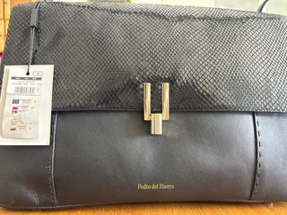 Bolso Pedro de Hierro Negro de Piel