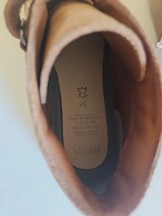 Zapatos Geox niño beige/marrón