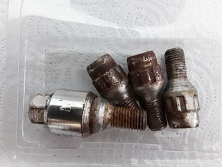 Tornillos Antirrobo BMW