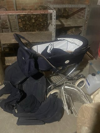 Cochecito Arrúe Derbi: Capazo y Silla