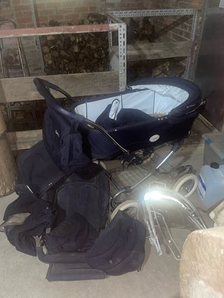 Cochecito Arrúe Derbi: Capazo y Silla