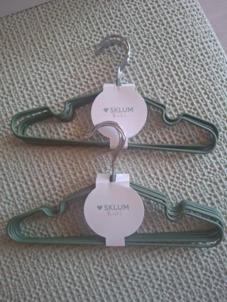 Perchas SKLUM Kids verdes