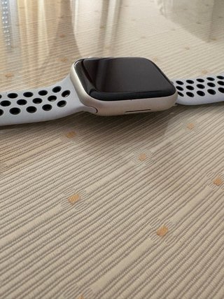 Apple Watch S7 45mm GPS + Celular. Muy poco uso.