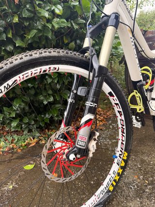 Bicicleta Mondraker Doble Suspensión