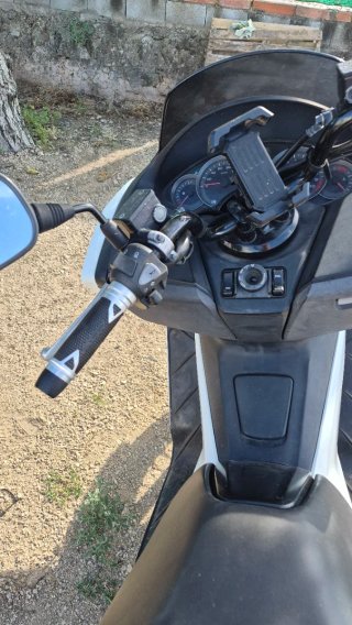 Honda Forza 300 abs Blanca