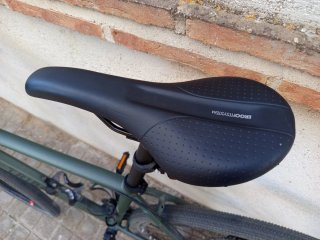 Bicicleta Gravel Triban mejorada