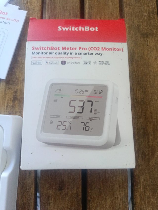 SwitchBot Monitor CO2 Interior