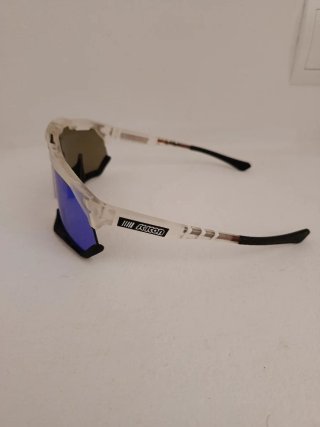 Gafas deportivas azules