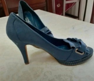 Zapatos de tacón azul talla 38