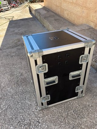 Cajón Rack para equipos de sonido