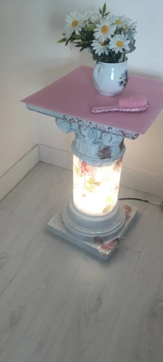 Lámpara decorativa floral
