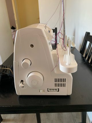 Máquina Overlock 1230OL