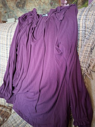 Blusa Violeta de mangas larga