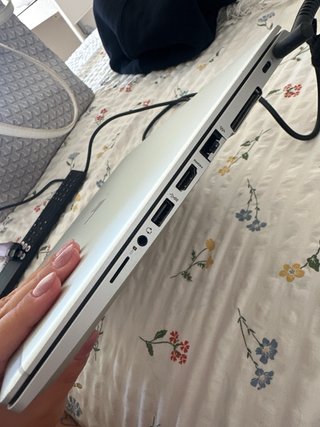 HP EliteBook 830 G5 Plata. Precio negociable.