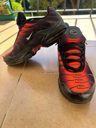Zapatillas Nike TN Hombre Negras Rojas