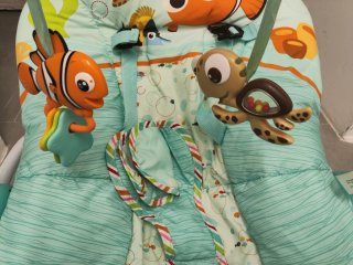 Hamaca balancín bebé Disney Nemo