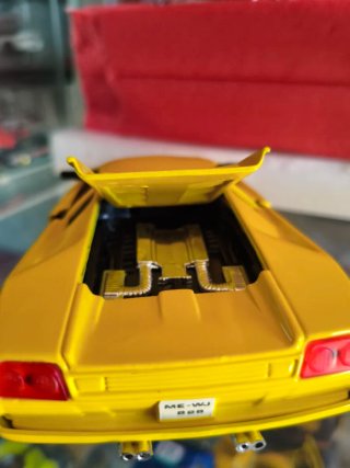 Lamborghini Diablo 1:24