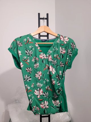 Blusa Salsa verde estampado floral talla S
