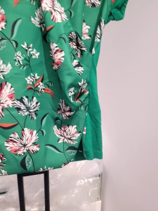 Blusa Salsa verde estampado floral talla S