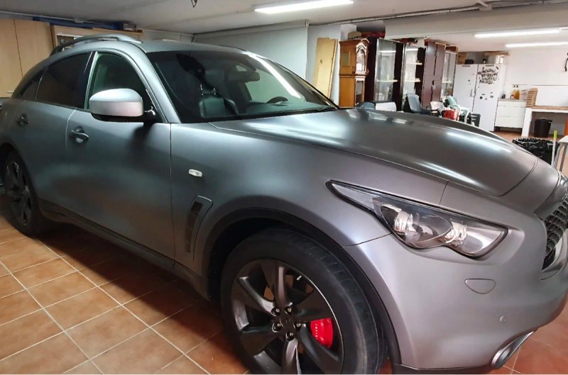 Infiniti QX70 2018 - foto 1