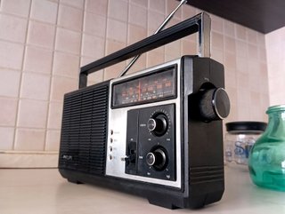 Radio Philips 390 - 2 Band Portable - Funzionante