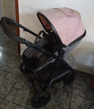 Carro de bebé niña rosa