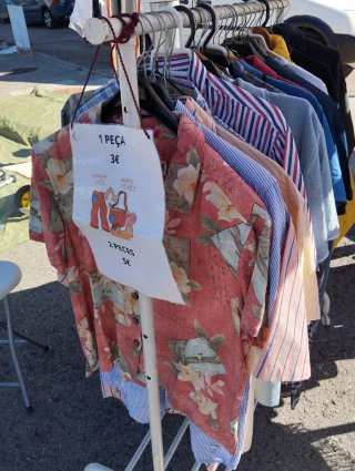 Lote Ropa Hombre, Mujer y Niño (40 prendas)