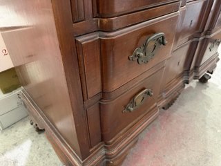 Escritorio Bureau Madera de Nogal Maciza