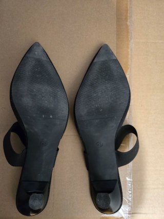 Sandalias Negras Mules Puntiagudas