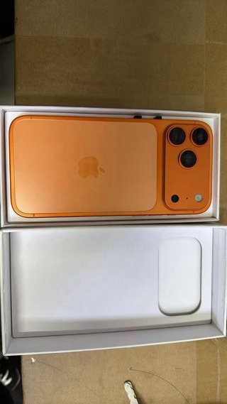 iPhone 17 Pro Max Naranja
