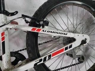 Bicicleta B-Pro Blanca
