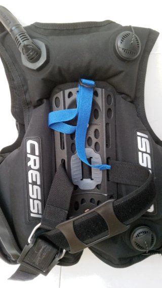 Talla M Cressi Chaleco buceo